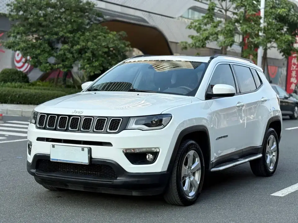 Jeep Compass 220T Automatic Leading Edition 2021