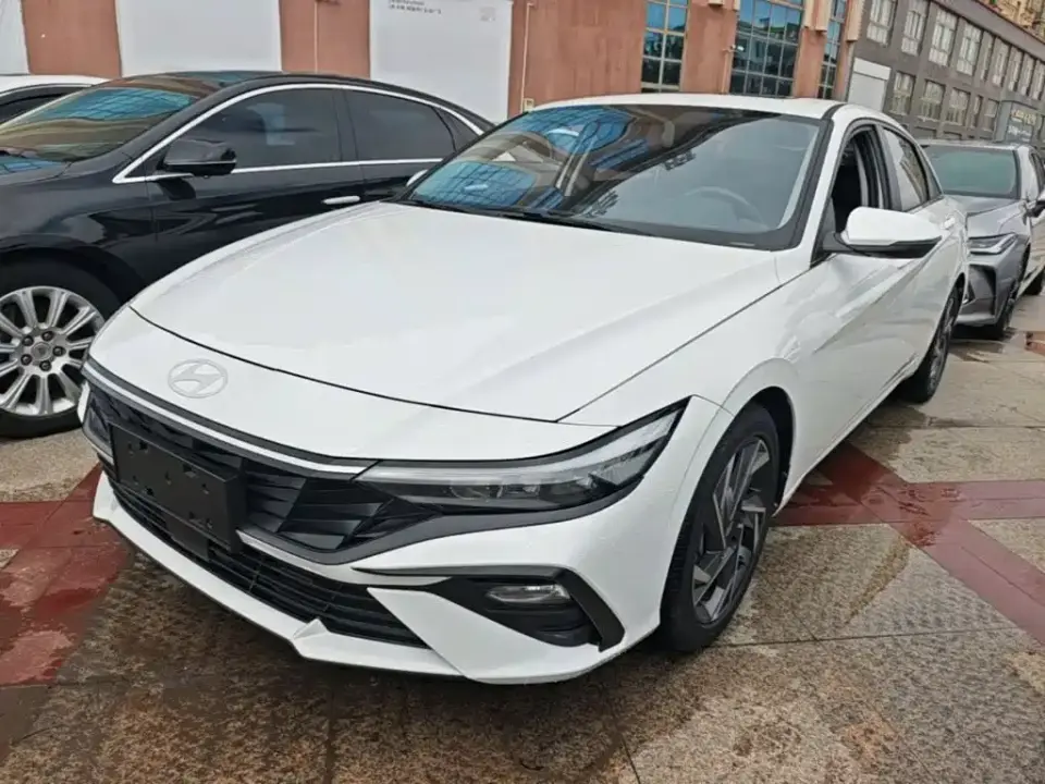 Hyundai Elantra 1.5L CVT GLX Elite Edition 2025