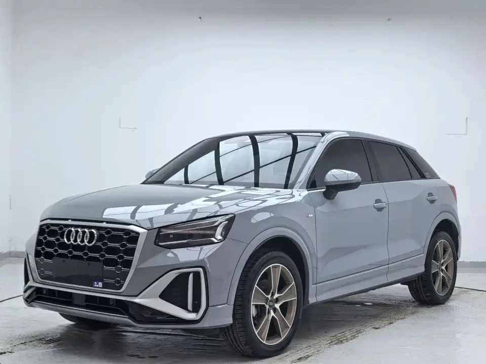 Audi Q2L 35 TFSI Fashion Dynamic 2022