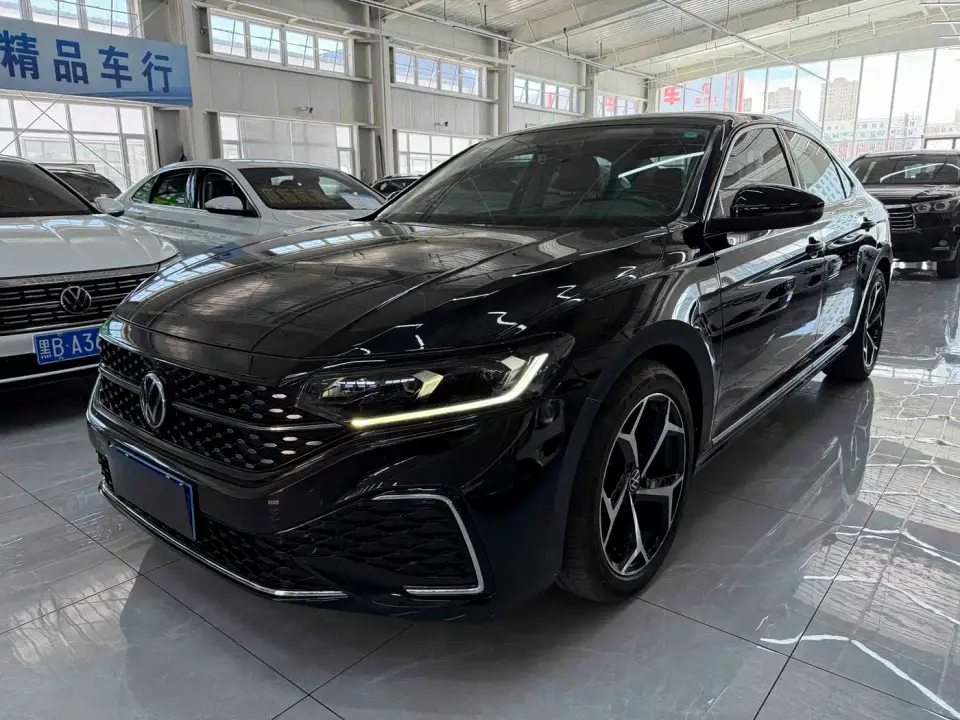 Volkswagen Passat 280TSI Elite Edition 2022