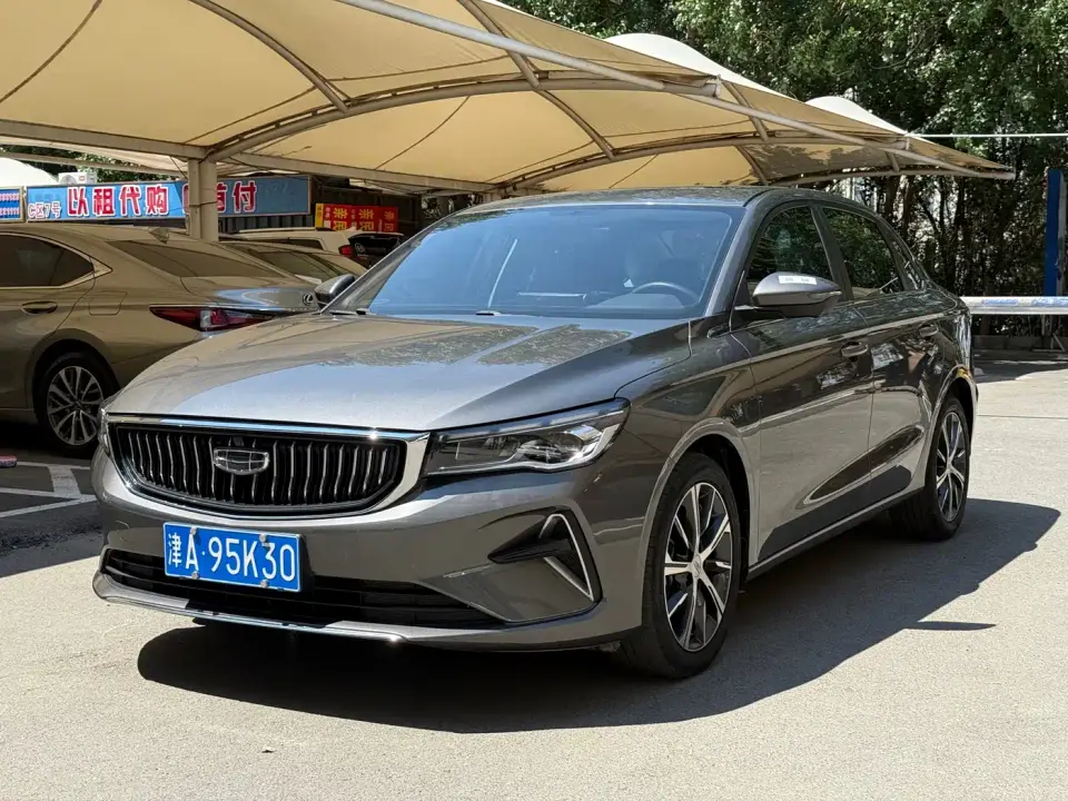 Geely Emgrand 4th Generation 1.5L CVT Premium 2022