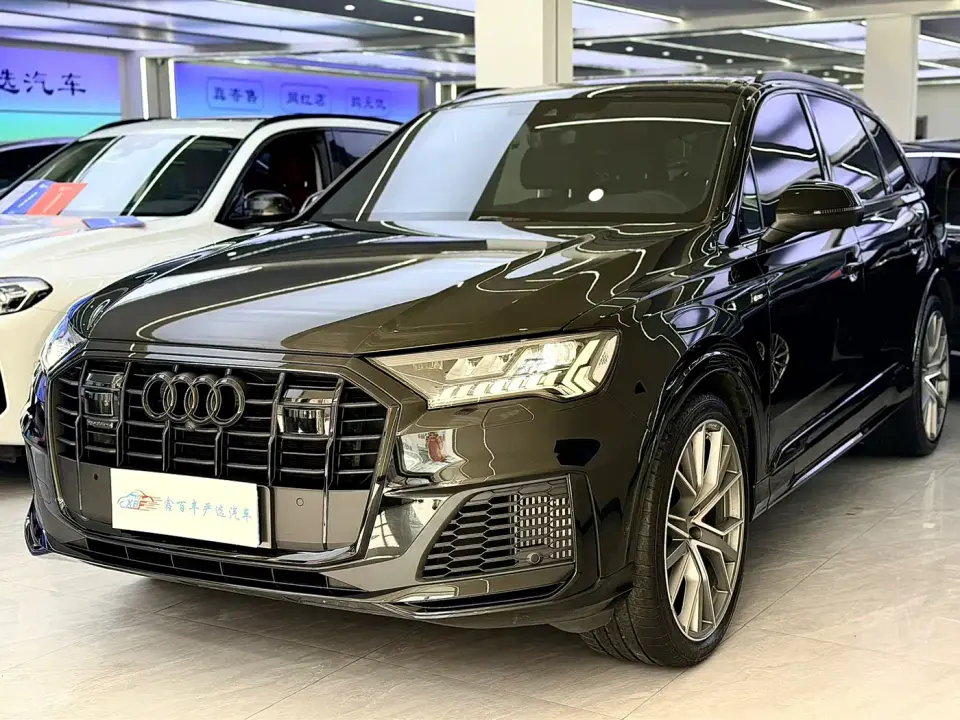 Audi Q7 55 TFSI quattro S line Ice & Snow Sport Edition 2024