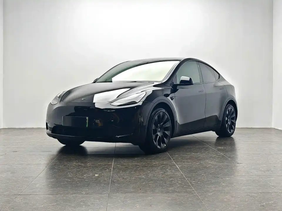 Tesla Model Y Facelift Rear-Wheel Drive Version 2023