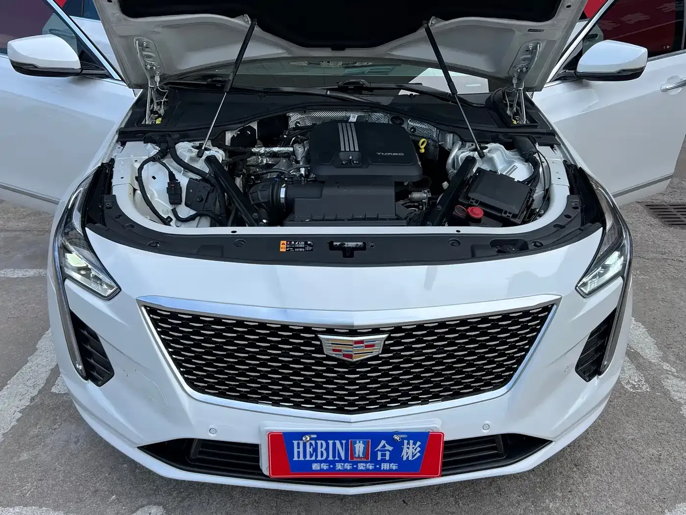 Cadillac CT6 28T Elite Model 2019 — фото 29