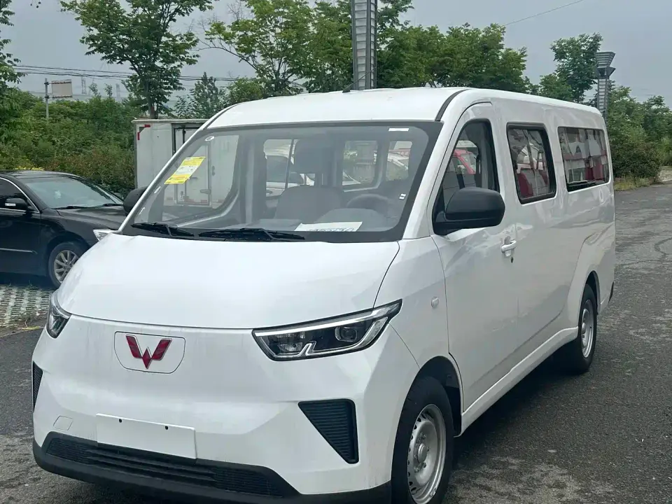Wuling Motors Wuling Yangguang 300KM Comfort Bus Version 75kW 2026