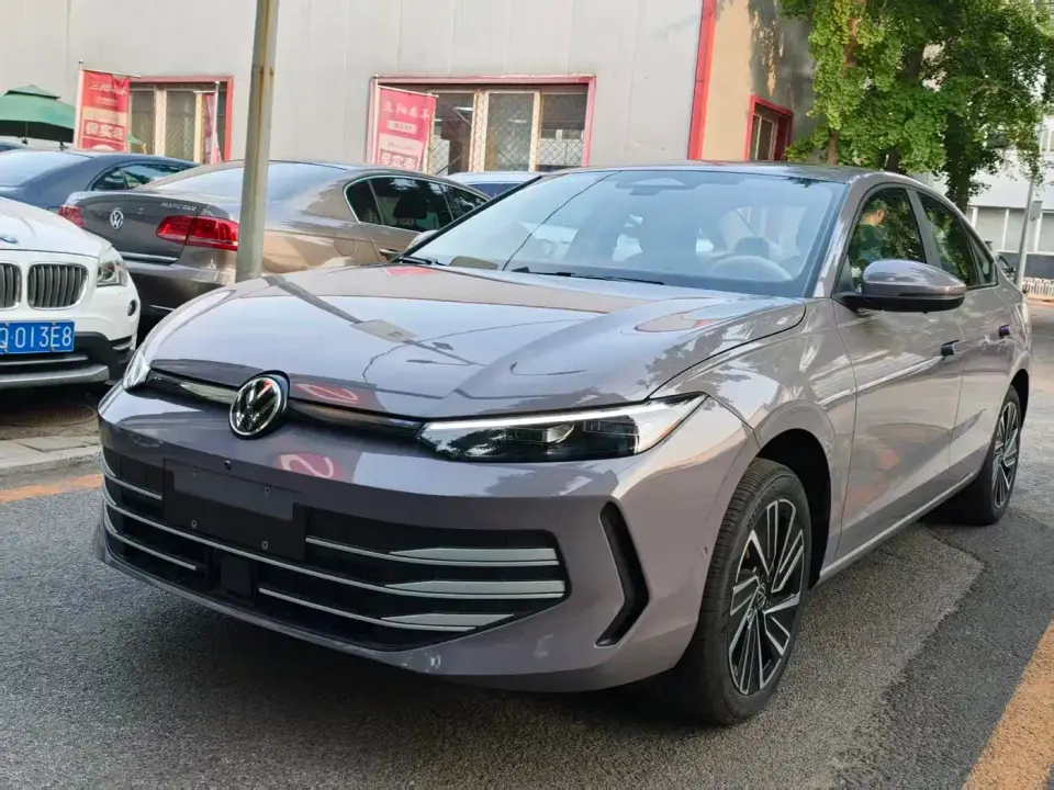 Volkswagen Lavida PRO 1.5T 2025
