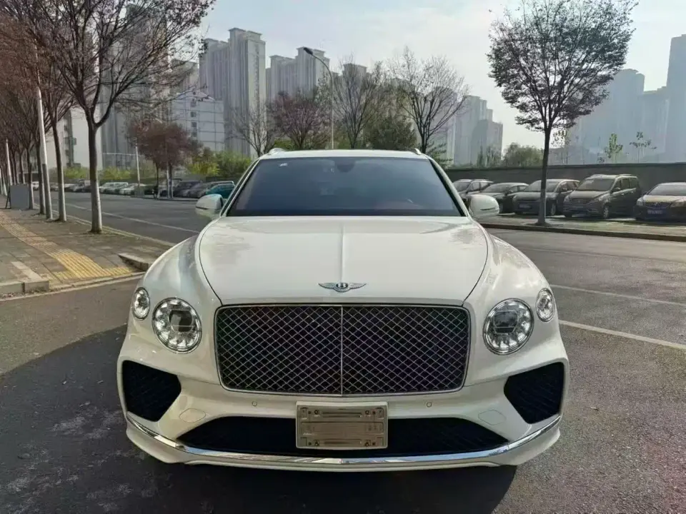 Bentley Bentayga 4.0T V8 2022