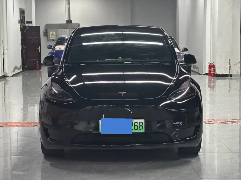 Tesla Model Y Rear-Wheel Drive Edition 2023