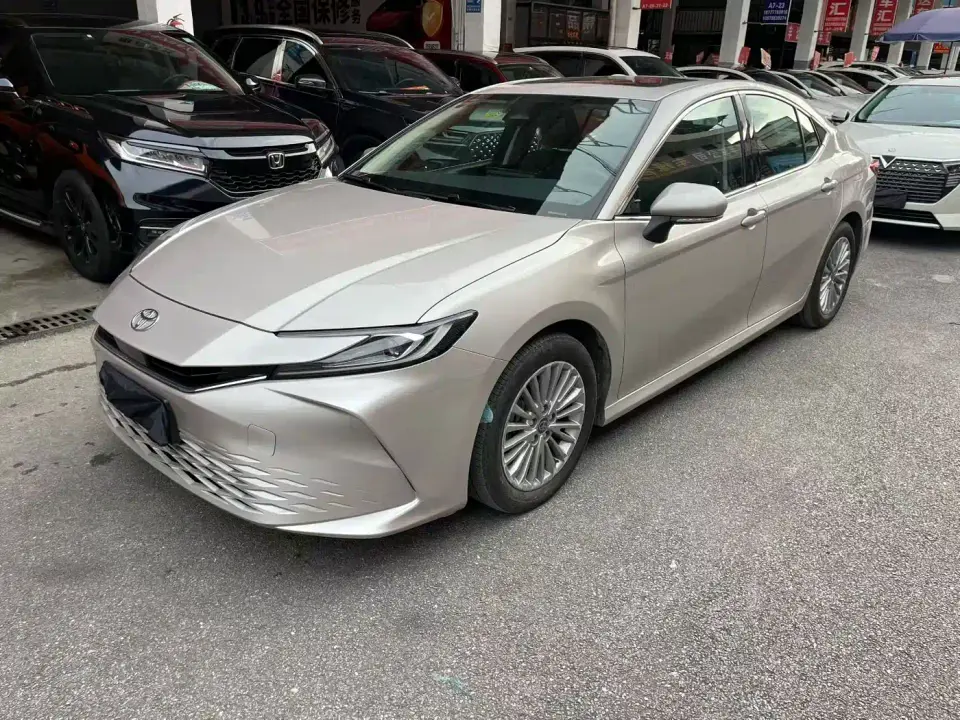 Toyota Camry 2.0E Elite Edition 2025