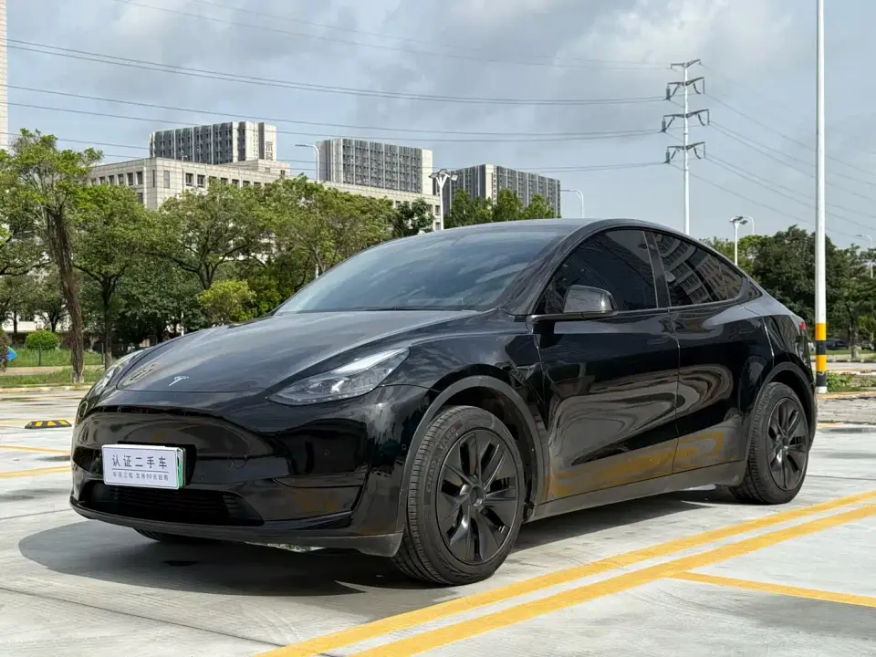 Tesla Model Y Rear-Wheel Drive Edition 2023