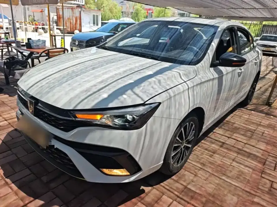 Roewe i5 1.5L CVT Platinum Edition 2022