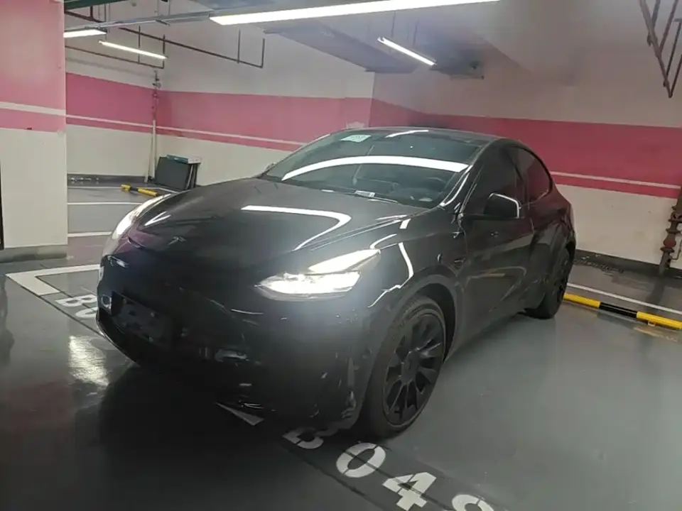 Tesla Model Y Facelift Rear-Wheel Drive Version 2023