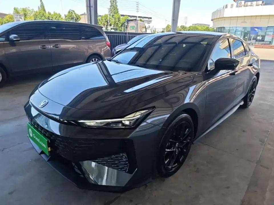 Changan UNI-V 1.5T 500Bar Premium Model 2025