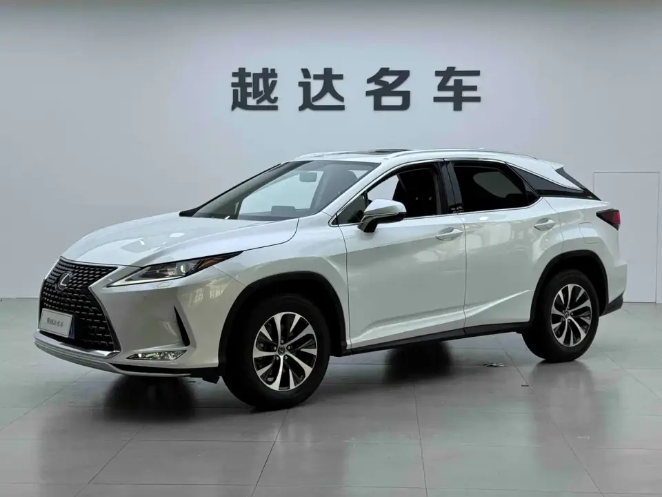 Lexus RX Facelift 300 2WD Elite Edition 2023