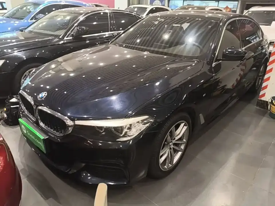 BMW 5 Series 525Li M Sport Package 2020