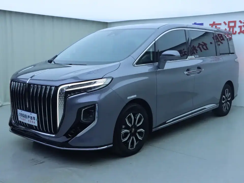 Hongqi HQ9 2.0T Smart Connect Flag Smooth Edition 2025