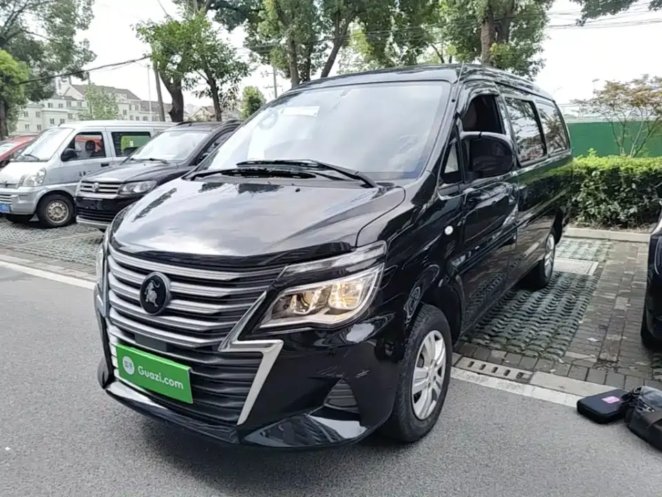 Dongfeng Fengxing Lingzhi M5L 1.6L Basic 7-seater 2024