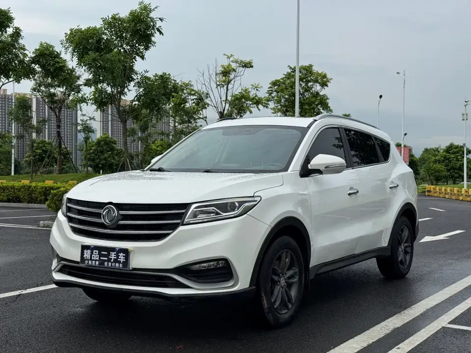 Dongfeng Fengguang Fengguang 580 1.5T CVT Luxury 2020
