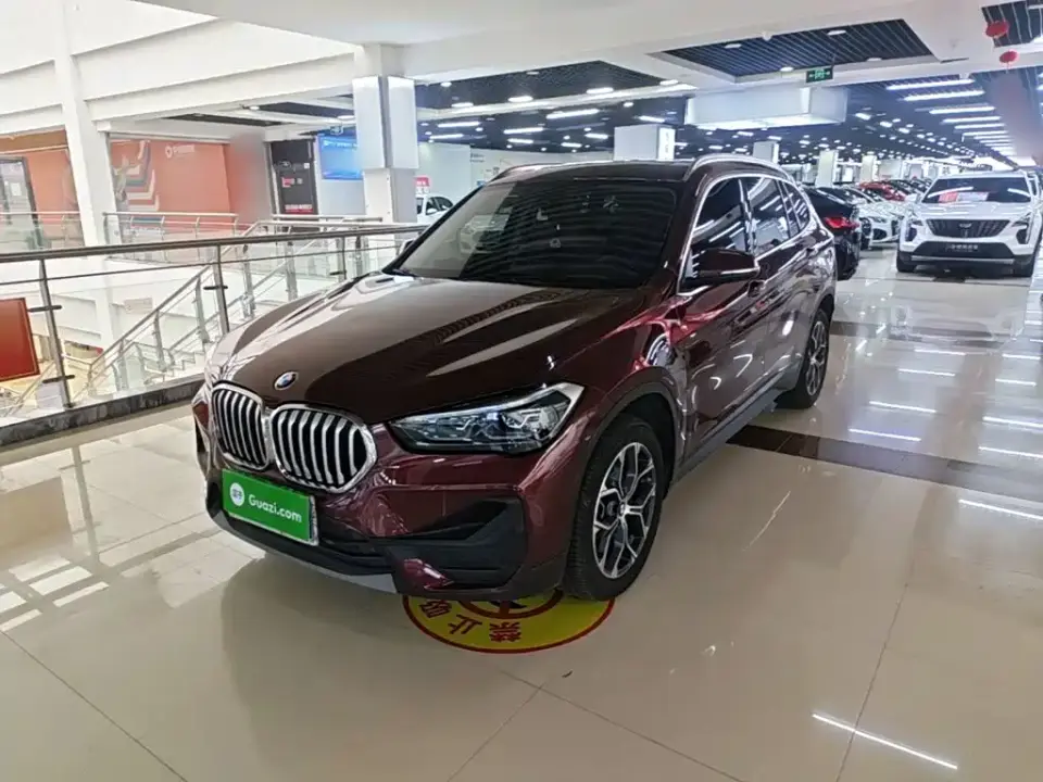 BMW X1 sDrive25Li Leading 2021