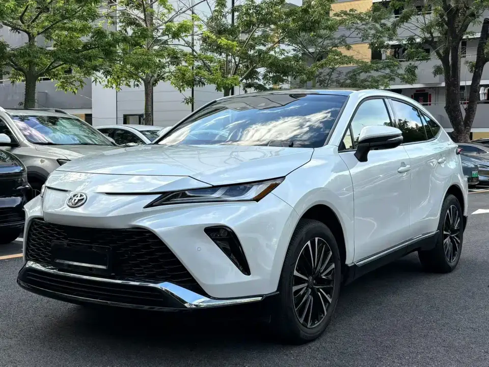 Toyota Venza 2.0L CVT FWD Premium 2023
