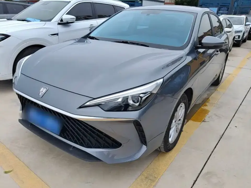 Roewe i5 1.5L CVT Luxury Edition 2024