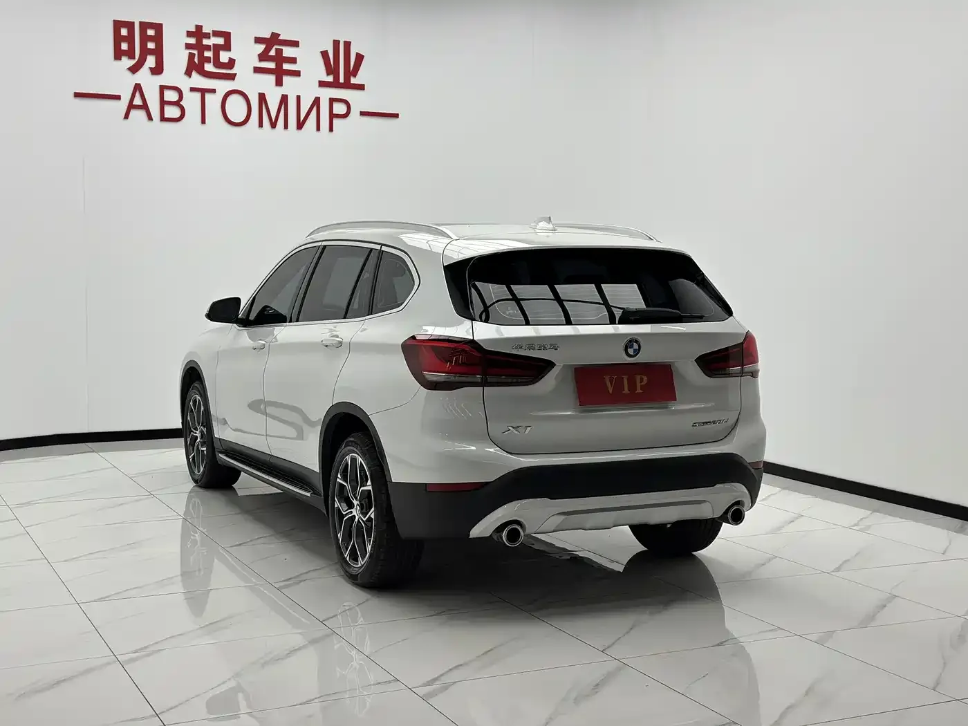 BMW X1 sDrive20Li Fashion 2023 — фото 8