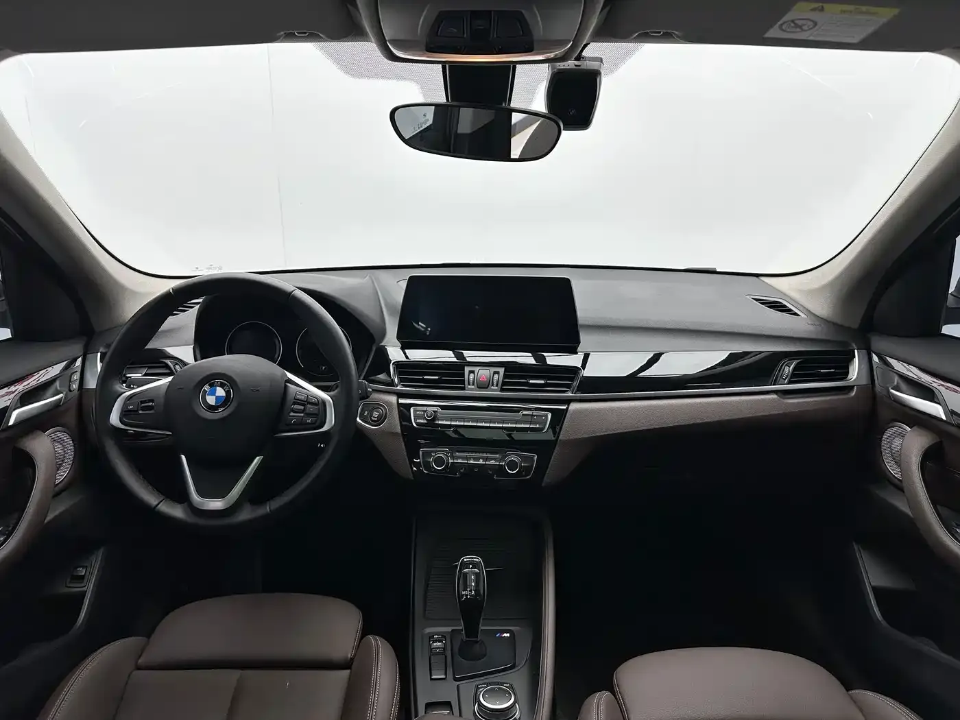 BMW X1 sDrive20Li Fashion 2023 — фото 7