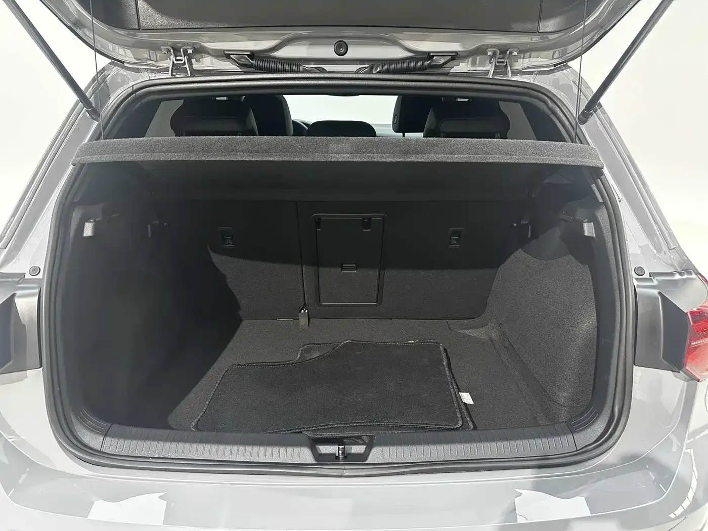 Volkswagen Golf 280TSI DSG R-Line 2022 — фото 16