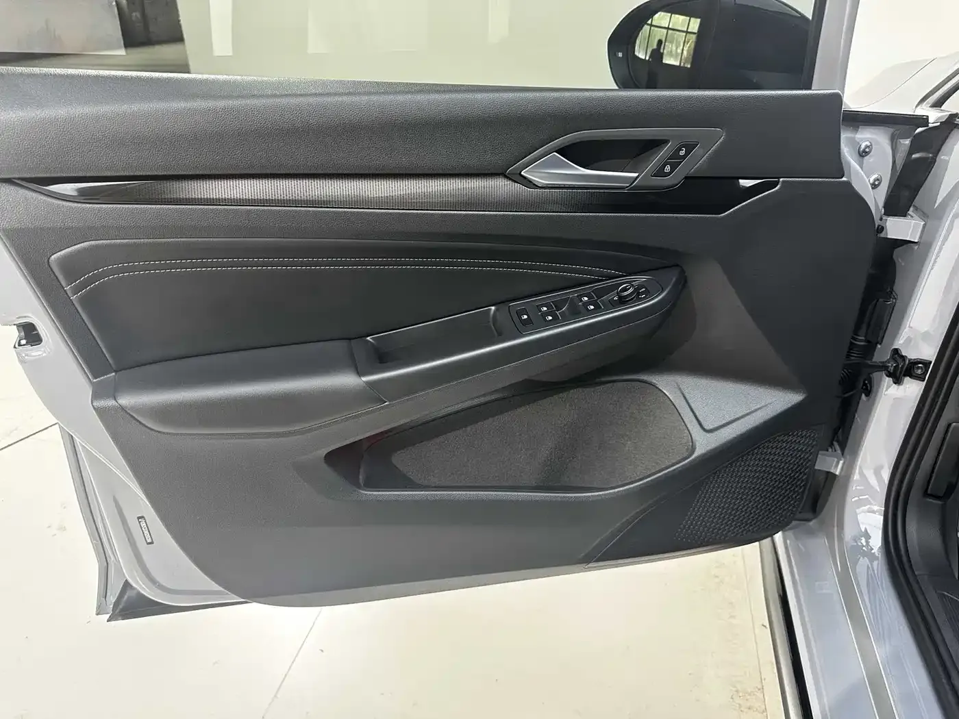 Volkswagen Golf 280TSI DSG R-Line 2022 — фото 9