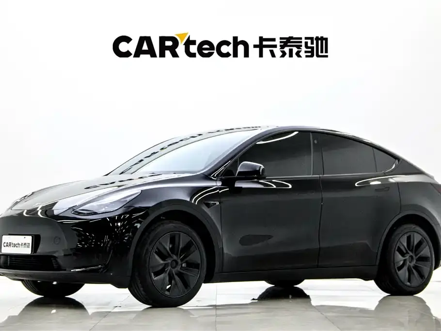 Tesla Model Y Rear-Wheel Drive Edition 2024