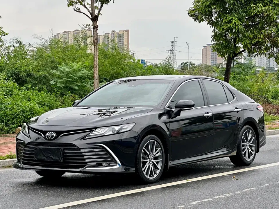 Toyota Camry 2.5G Luxury Edition 2022