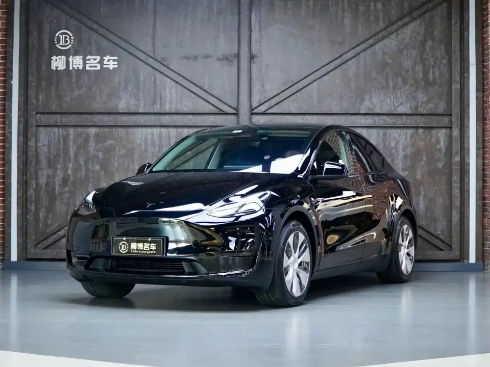 Tesla Model Y Facelift Rear-Wheel Drive Version 2023