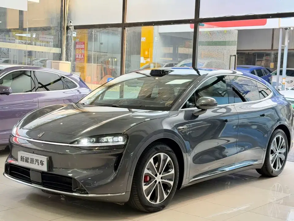 Zhijie Luxeed R7 Range Extender Ultra 2025