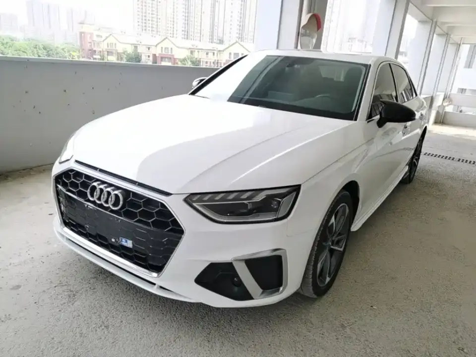 Audi A4L 40 TFSI Fashion Dynamic Edition 2022