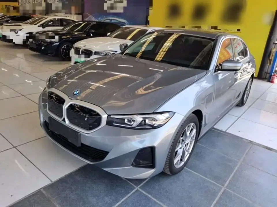 BMW i3 eDrive 35 L 2023