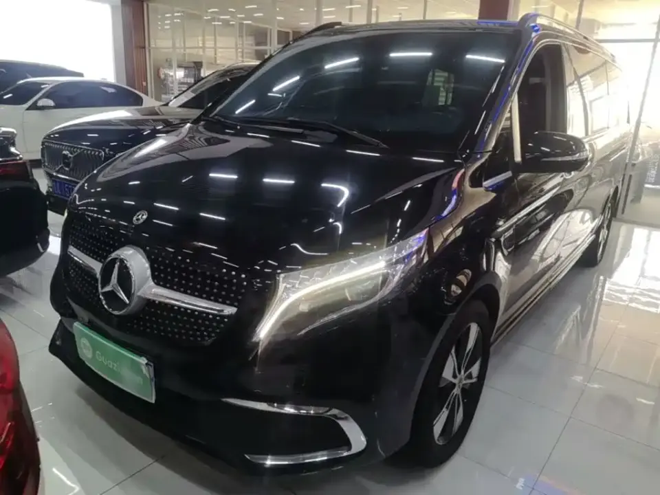 Mercedes-Benz V-Class V 260 L Long Wheelbase Premium Edition 2023