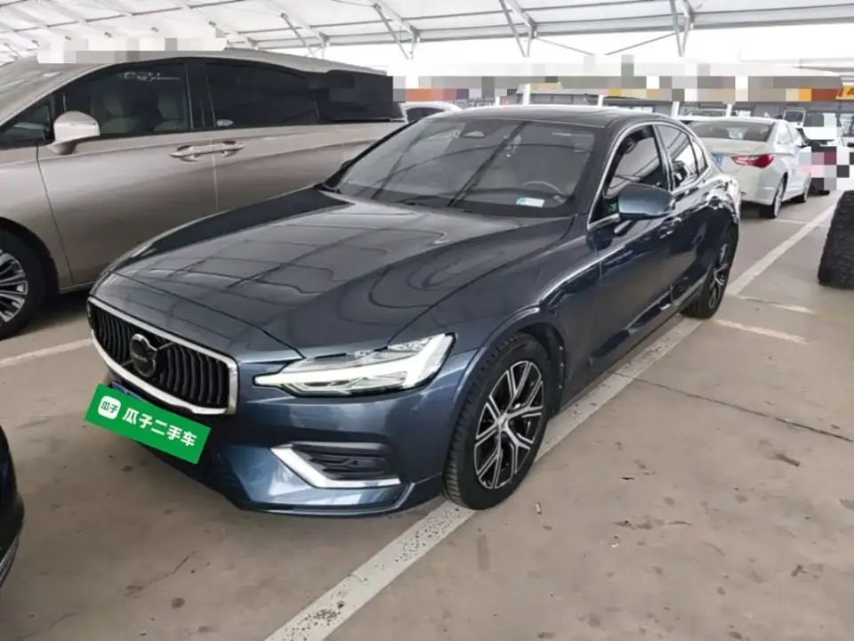 Volvo S60 B4 Smart Comfort Luxury Edition 2023