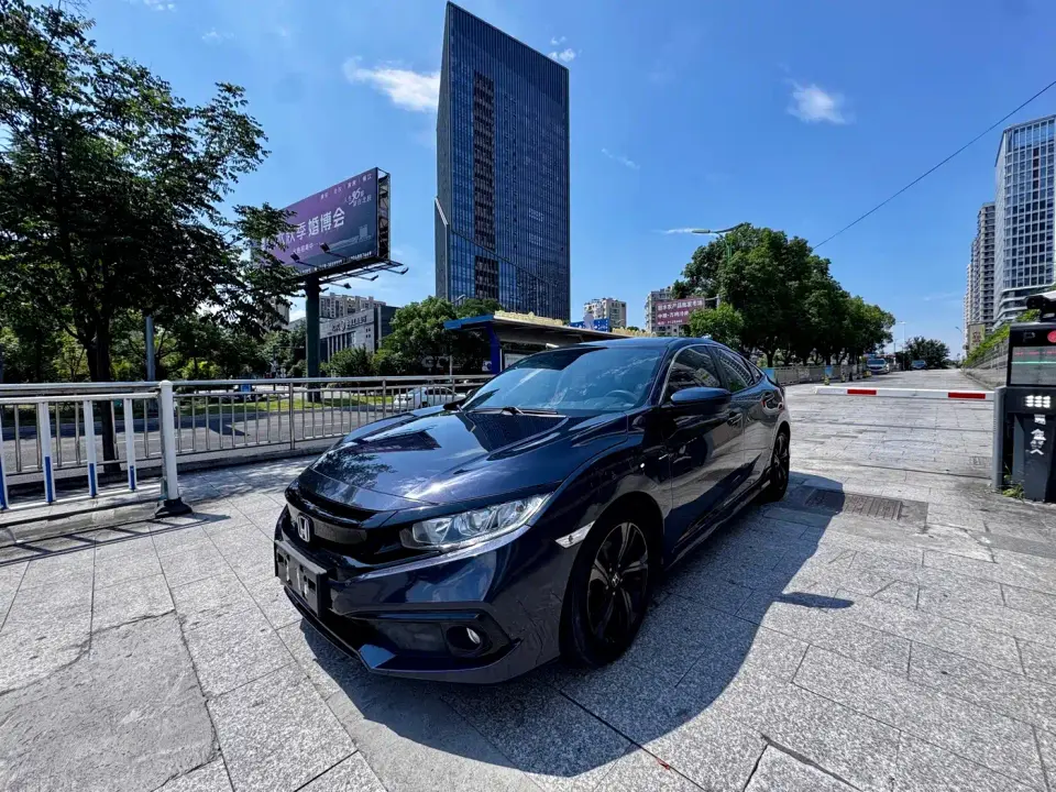 Honda Civic 220TURBO CVT Sport Edition China V 2020