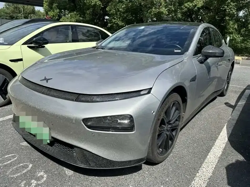 XPeng P7 Model 562E Performance Edition 2021