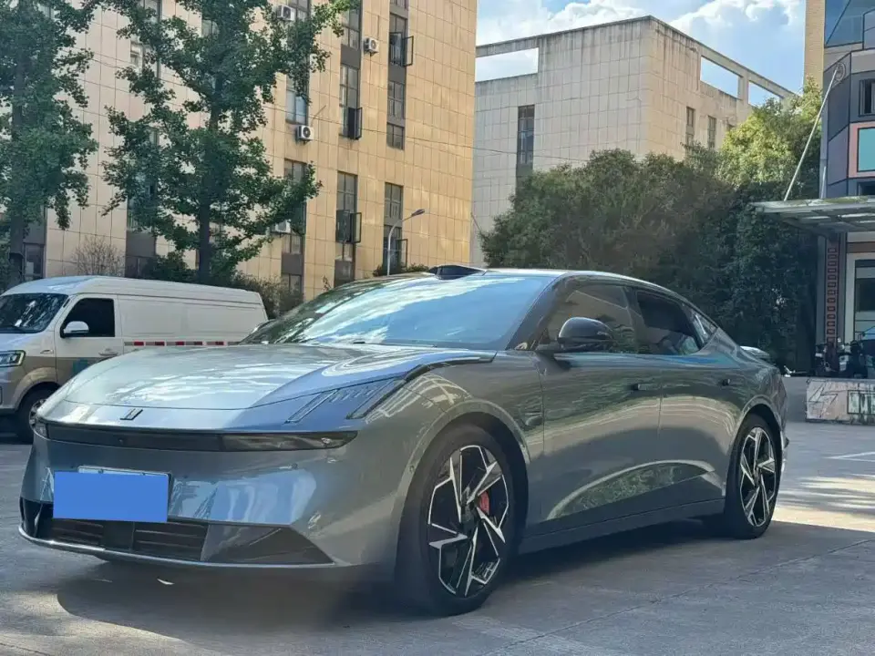 Lynk & Co Z10 95kWh 702km AWD Smart Drive Ultra 2024