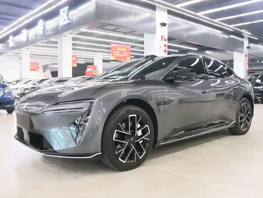 Avatr 06 Ultra Pure Electric Edition 2025