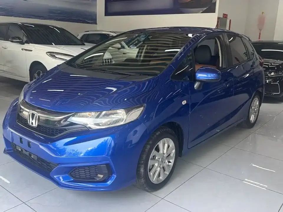Honda Fit 1.5L CVT Comfort Sunroof Edition 2019