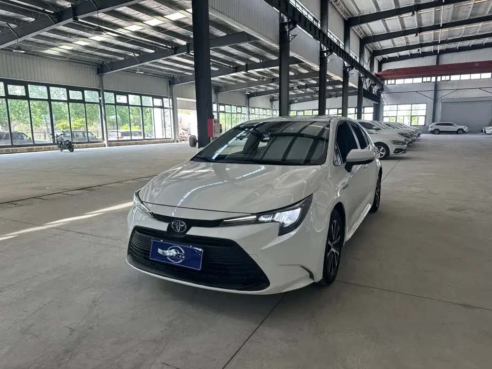 Toyota Levin Smart Hybrid 1.8L Leading Edition 2024