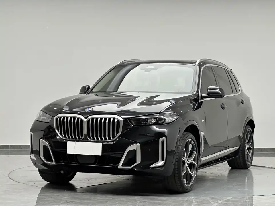 BMW X5 xDrive 30Li Premium M Sport Package 2023