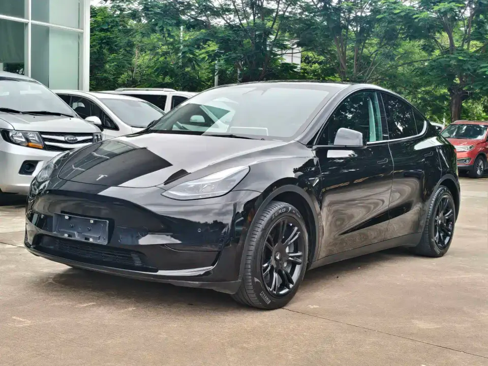 Tesla Model Y Facelift Rear-Wheel Drive Version 2023