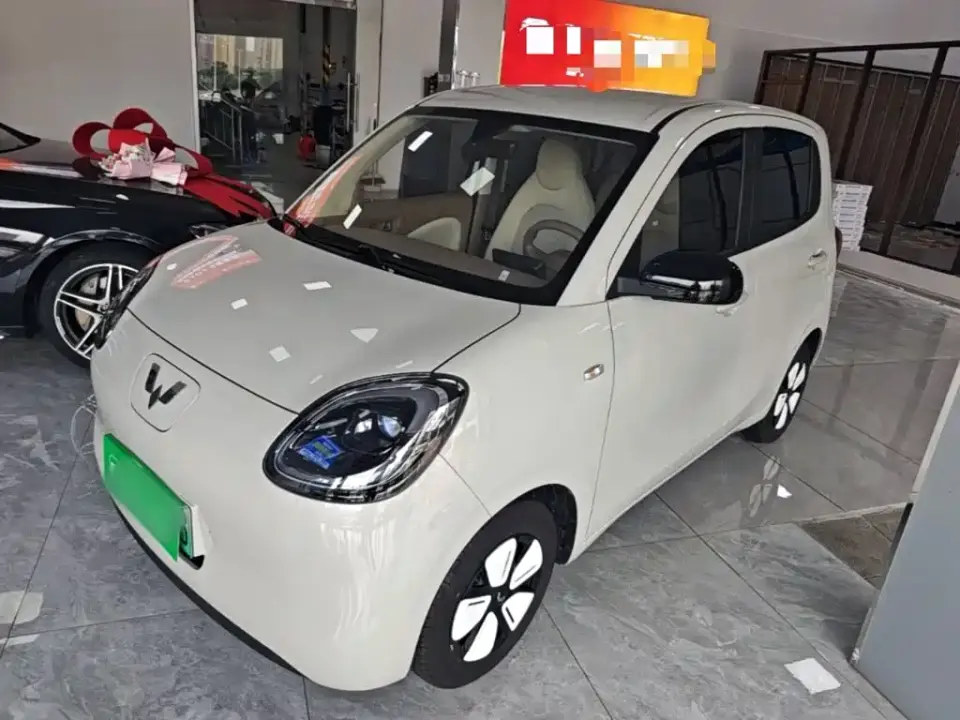 Wuling Motors Hongguang MINIEV 4-Door Advanced 2025