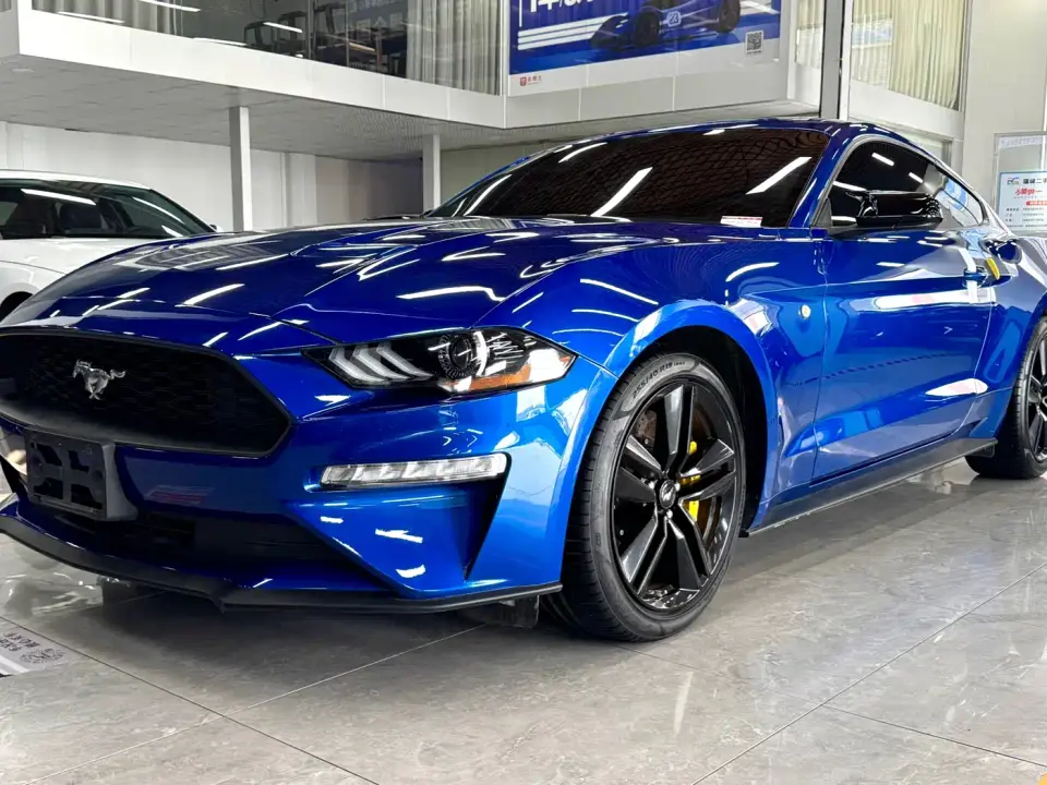 Ford Mustang 2.3L EcoBoost 2019