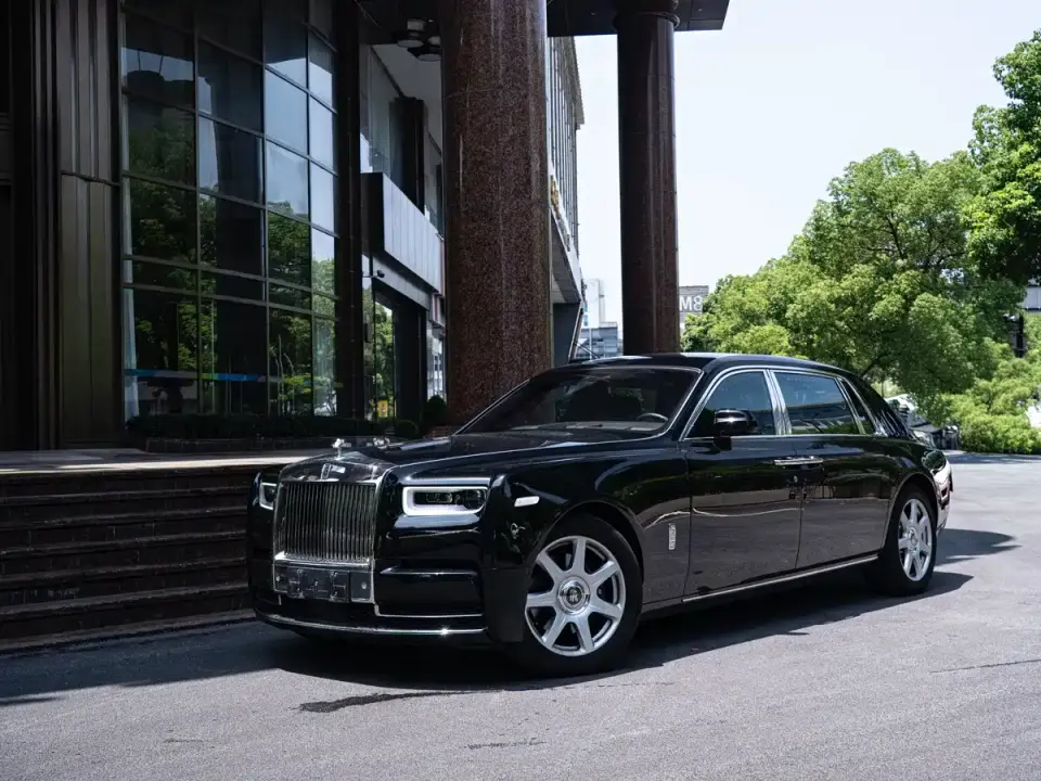 Rolls-Royce Phantom 6.7T Long Wheelbase Version 2020