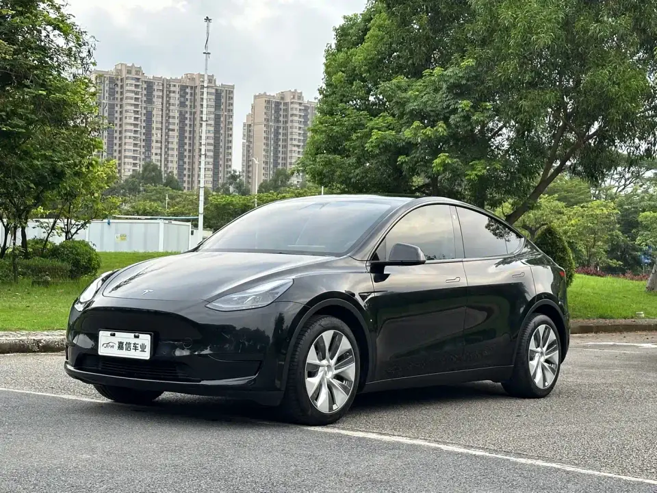 Tesla Model Y Facelift Rear-Wheel Drive Version 2022
