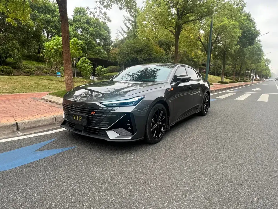 Changan UNI-V 1.5T Premium Model 2022